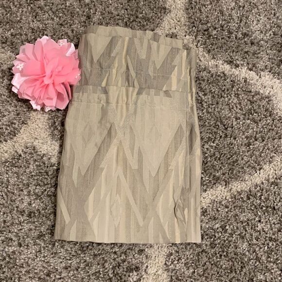 🌸 LNT Home Valance, Bed Skirt and Pillow Sham - Picture 11 of 16